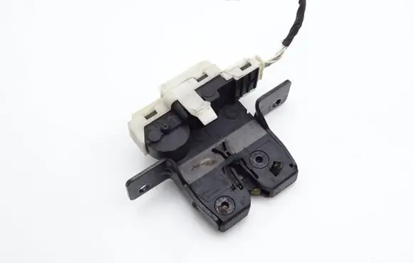 Renault Scenic II - Grand scenic II Tailgate/trunk/boot lock/catch/latch 8200076240E