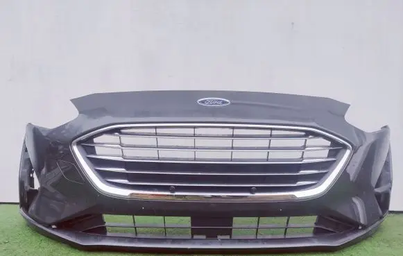 Ford Focus Front bumper JX7B17757A