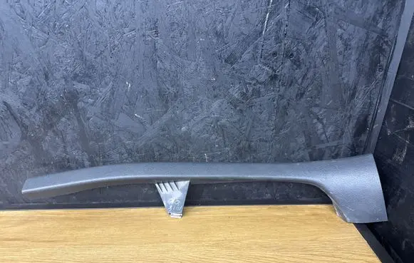 Volkswagen Golf V Rear seat side bottom trim 1K9867765