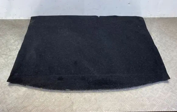 Trunk/boot floor carpet liner