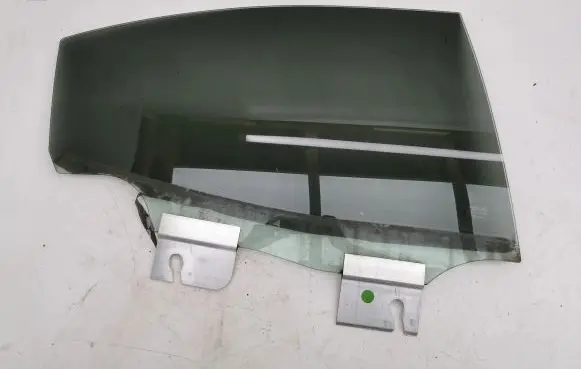Maserati Ghibli Rear door window glass