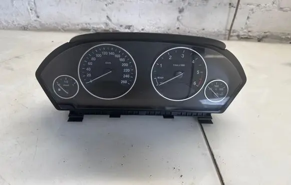BMW 4 F32 F33 Speedometer (instrument cluster) 9232895