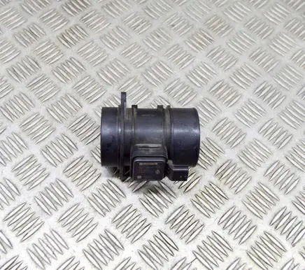 Nissan Juke I F15 Mass air flow meter 8200702517 5WK97021