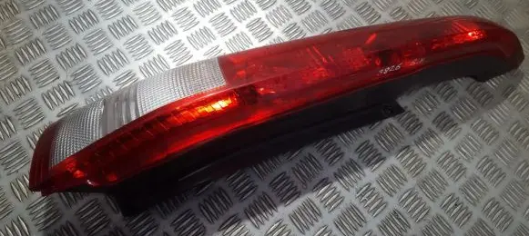 Nissan X-Trail T30 Rear/tail lights B46L