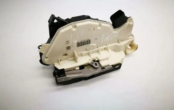 Volkswagen Scirocco Coupe door lock (next to the handle) 5N1837015E