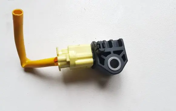 Hyundai Ioniq Airbag deployment crash/impact sensor 95920F2000