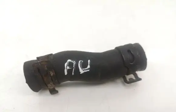 Volkswagen Golf V Engine coolant pipe/hose