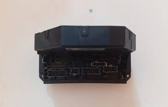 Mercedes-Benz E W212 SAM control unit A2129007104