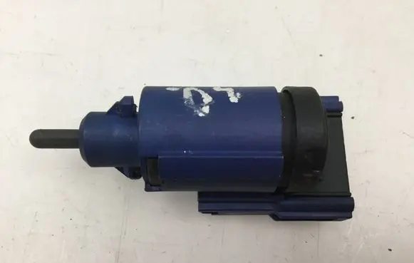 Volkswagen Golf V Brake pedal sensor switch 1J0927189