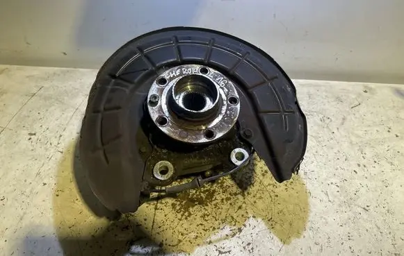 Jeep Cherokee Rear wheel hub