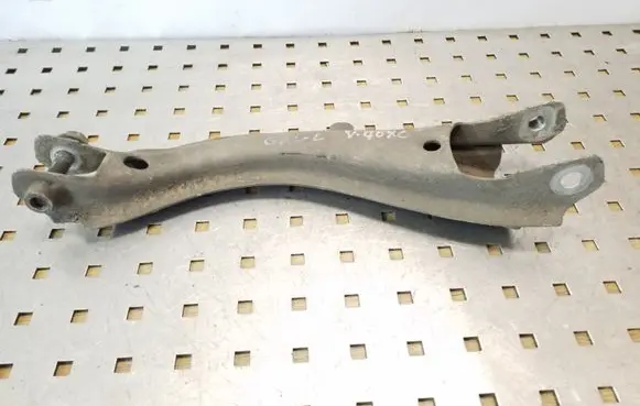 Volvo XC70 Rear control arm