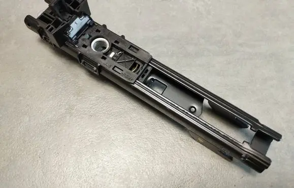Mercedes-Benz B W246 W242 Seat belt height adjuster A0008600388