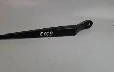Citroen C3 Aircross Front wiper blade arm 39079980