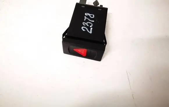 Volkswagen PASSAT B5 Hazard light switch 3B0953235B