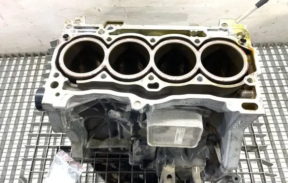 Skoda Octavia Mk3 (5E) Engine block CZD
