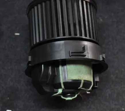 Citroen C4 I Heater fan/blower T1011131B