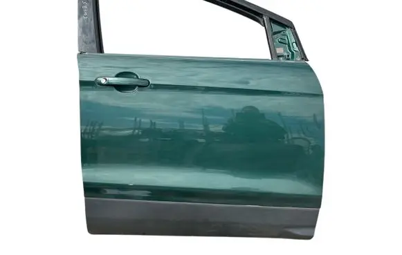 Ford Kuga II Front door 