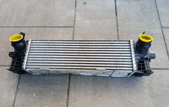 BMW X3 G01 Intercooler radiator 8578146