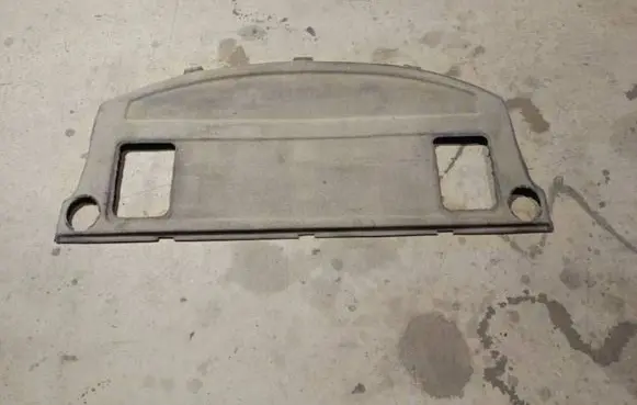 Parcel shelf