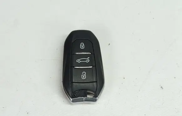 Opel Astra L Ignition key/card KLUCZYKASTRAL ACF2PL