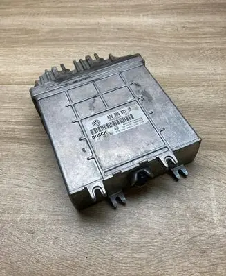 Audi A4 S4 B5 8D Engine control unit/module ECU 028906021JD 0281001807