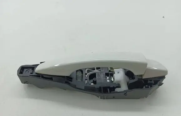 Opel Mokka B Rear door exterior handle 242728