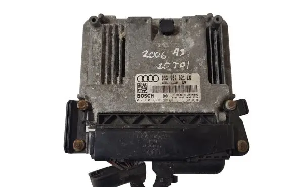 Audi A3 S3 8P Engine control unit/module 0281013276 1039S15967