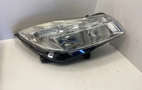 Opel Insignia A Headlight/headlamp 16885702