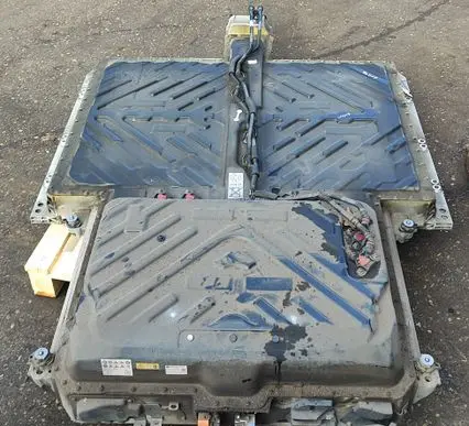 Mercedes-Benz EQA Hybrid / electric car battery A7893404428 A2433404102