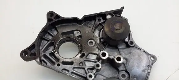 Toyota Avensis T250 Water pump 1610029185