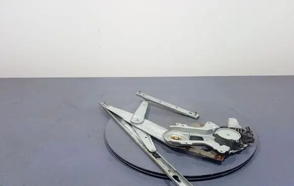 Chrysler Sebring (ST-22 - JR) Front door window regulator with motor