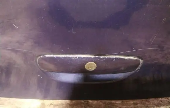 Volkswagen Polo Tailgate exterior lock 