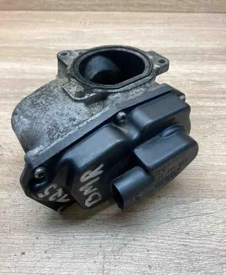 Volkswagen PASSAT B6 EGR valve 03G131501 216035358 DC2