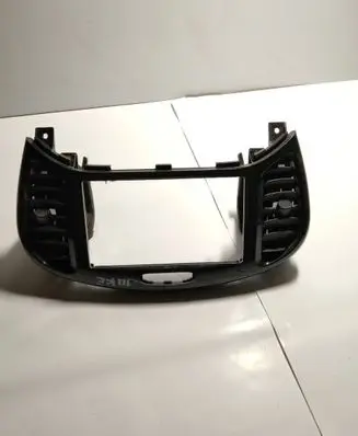 Nissan Juke I F15 Dash center air vent grill 68260 P19660B48000 687511KKOA