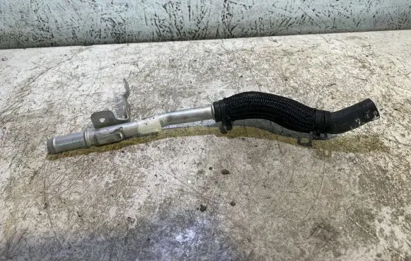 Jeep Grand Cherokee WL Engine coolant pipe/hose 68292387AA