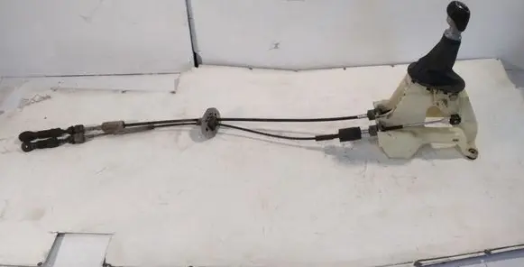 KIA Sportage Gear shifter/selector 437003WXXX 437003U810