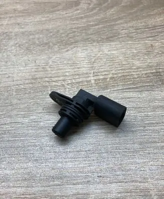 Volkswagen Golf V Camshaft position sensor 036907601B