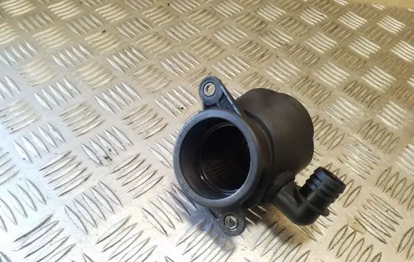 Volkswagen Touareg I Other engine bay part