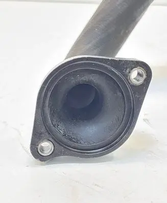 Toyota Yaris Engine coolant pipe/hose