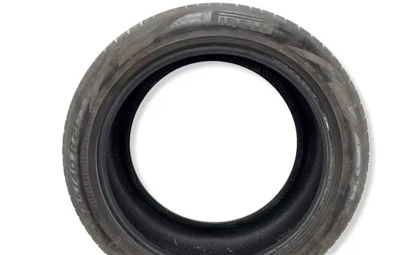 Audi Q7 4M R21 summer tire 