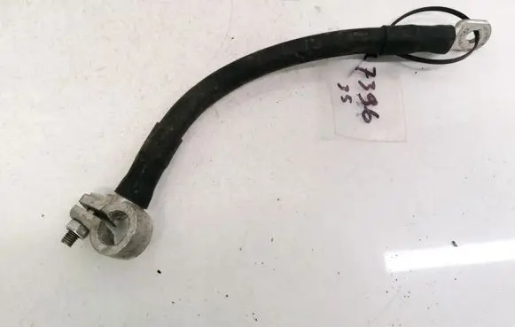 Audi A6 S6 C6 4F Positive cable (battery)