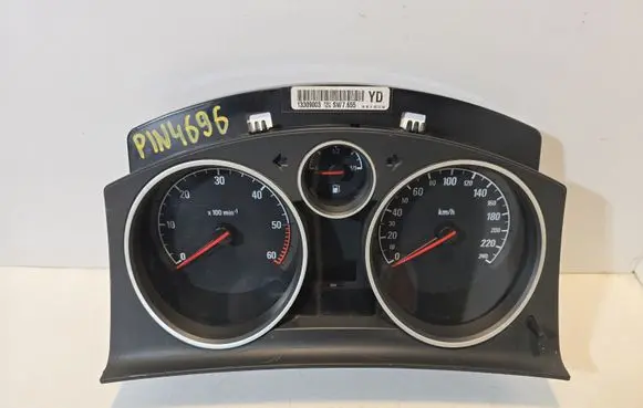 Opel Astra H Speedometer (instrument cluster) 13309003