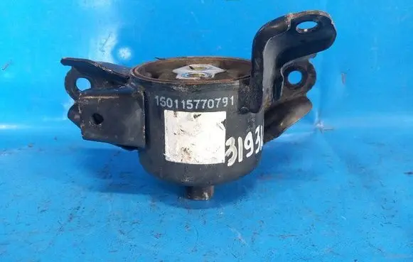 KIA Soul Engine mount bracket 218303Z200