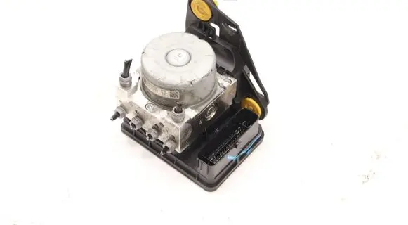 Skoda Octavia Mk4 Master brake cylinder 5WA614517DQ
