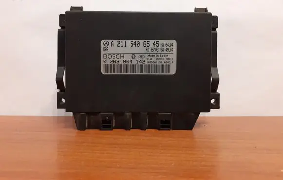 Mercedes-Benz E W211 Parking PDC control unit/module A2115406545 3284