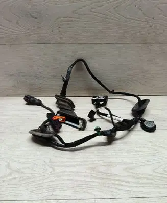 Volkswagen Touran II Rear door wiring loom 1T0971693EK
