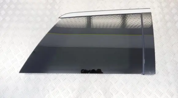 Mercedes-Benz GL X164 Rear side window