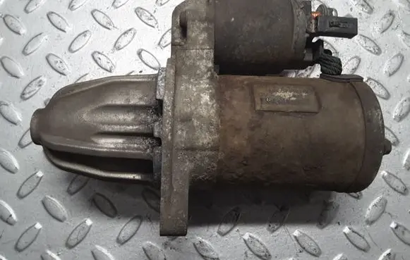 Mitsubishi Colt Starter motor MR994922 M000T45271ZT