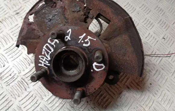 Mazda 2 Front wheel hub