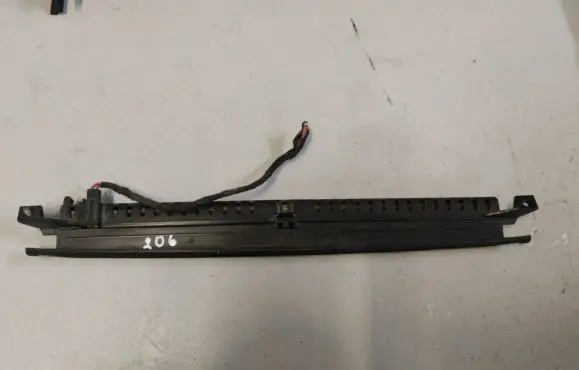Volkswagen Golf IV Third/center stoplight 1J6945097C